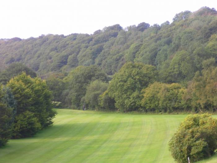Cwmrhydneuadd Golf Course