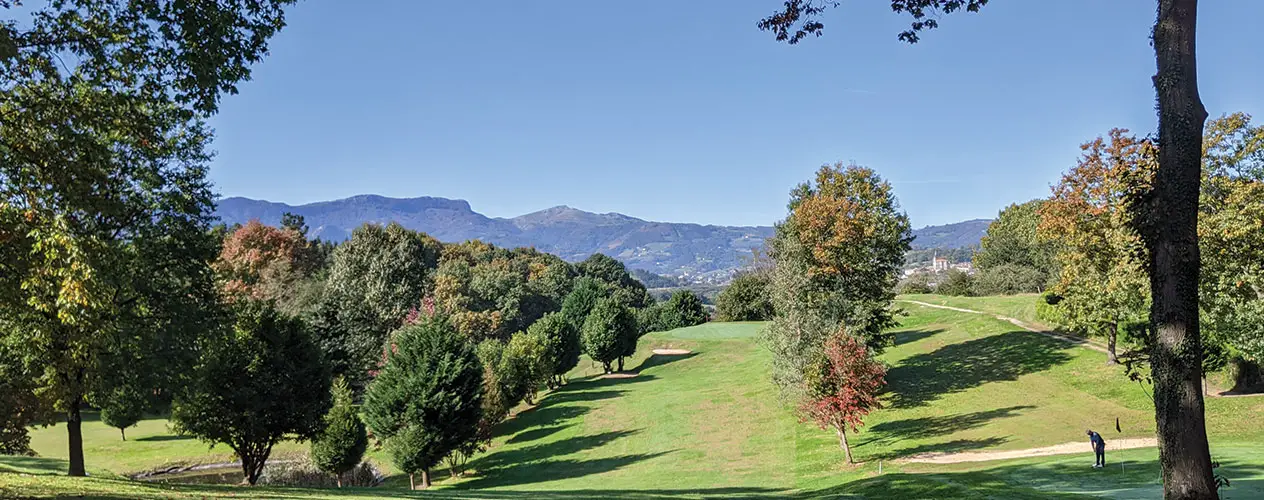 The Best Golf Rangefinders Split for Every Budget Go&Golf