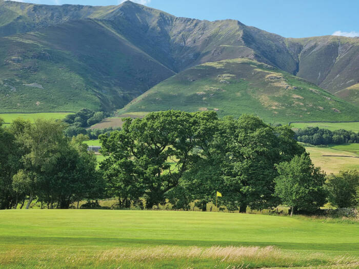 the moutains behind Keswick golf club in the lake district 